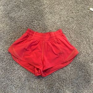 Lululemon Hotty Hot shorts